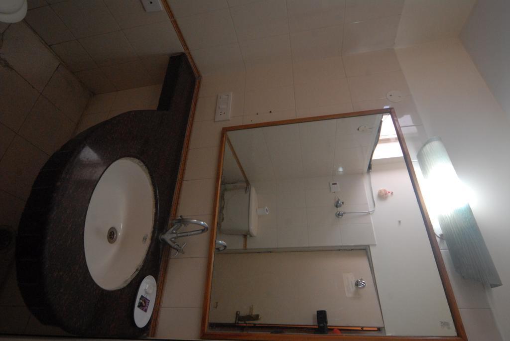 The Komfort Inn Chandigarh Room photo